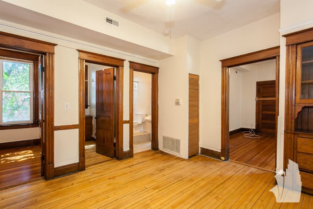 1405 W Belden Ave #1405-1 - Photo 4 of 15