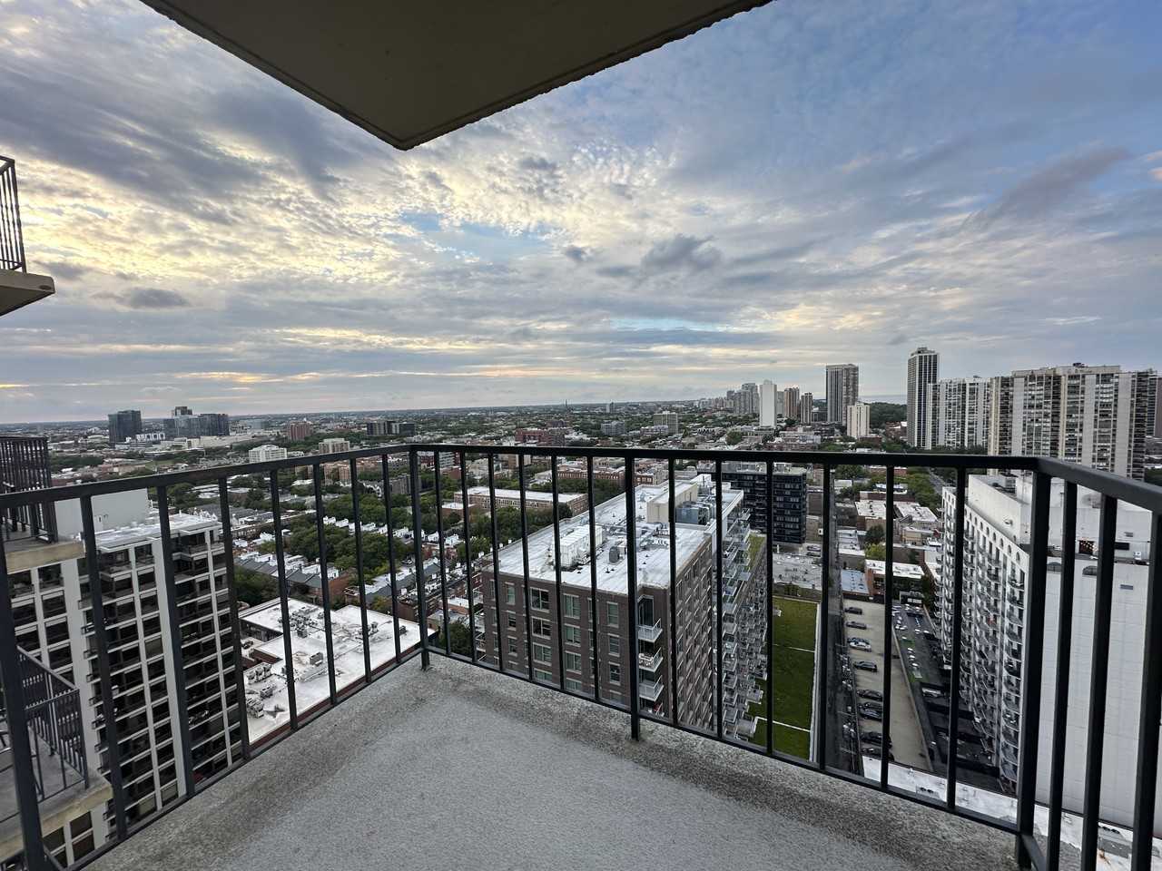 1212 N La Salle Dr #2604 - Photo 6 of 15