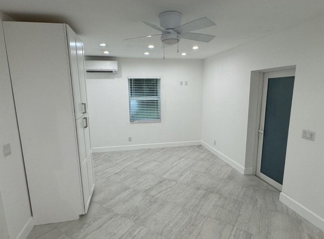 562 Lazy Ln #A - Photo 3 of 11