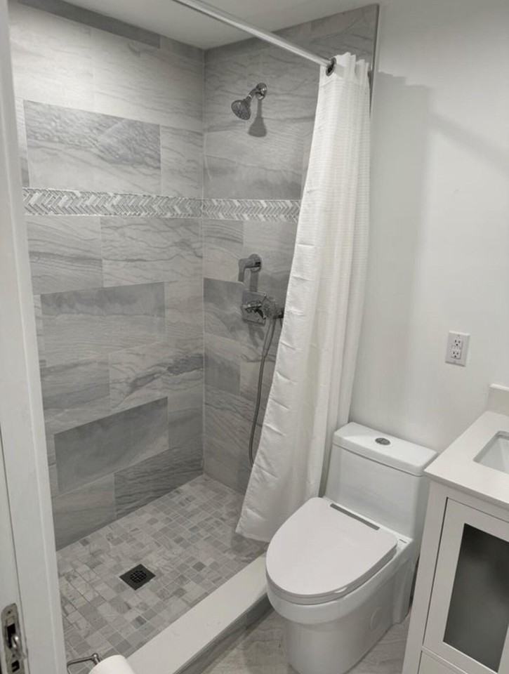 562 Lazy Ln #A - Photo 7 of 11