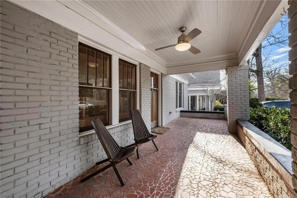 212 Geneva St - Photo 2 of 34