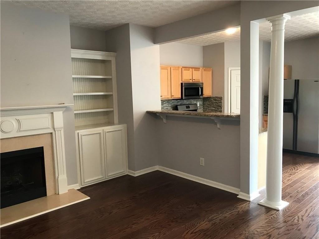 2942 Greyhawk Ln - Photo 5 of 16