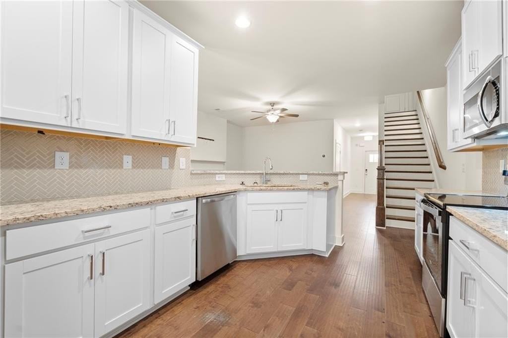 1833 Edgehill Dr - Photo 2 of 28