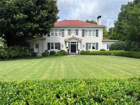 2544 Peachtree Rd Nw Apt 6 #6 - Photo 1 of 1