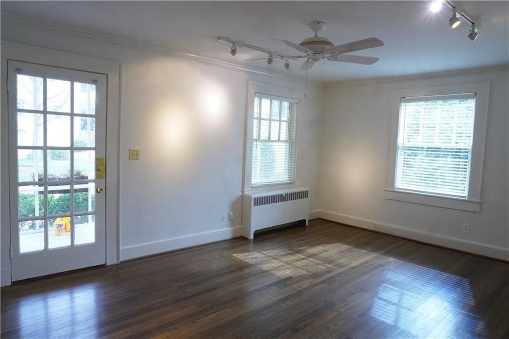 2544 Peachtree Rd Nw Apt 6 #6 - Photo 4 of 16