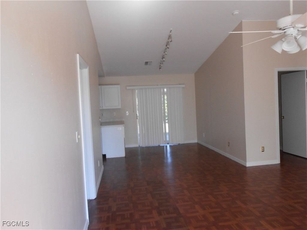 3912 9th St Sw - Photo 7 of 22