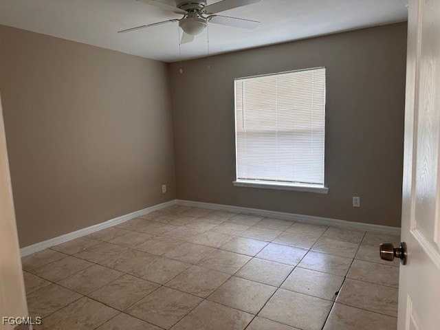 438 Loretta Ave S - Photo 7 of 8