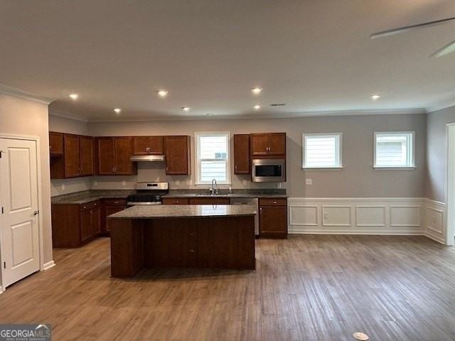 1304 Bugle Ct - Photo 2 of 12