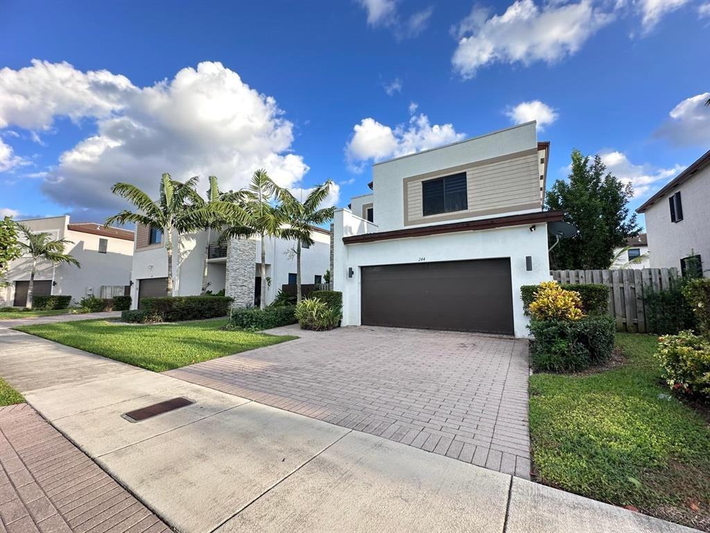 244 Ne 210th Way - Photo 2 of 8