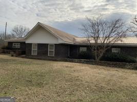 featured image of 830 Antioch Rd