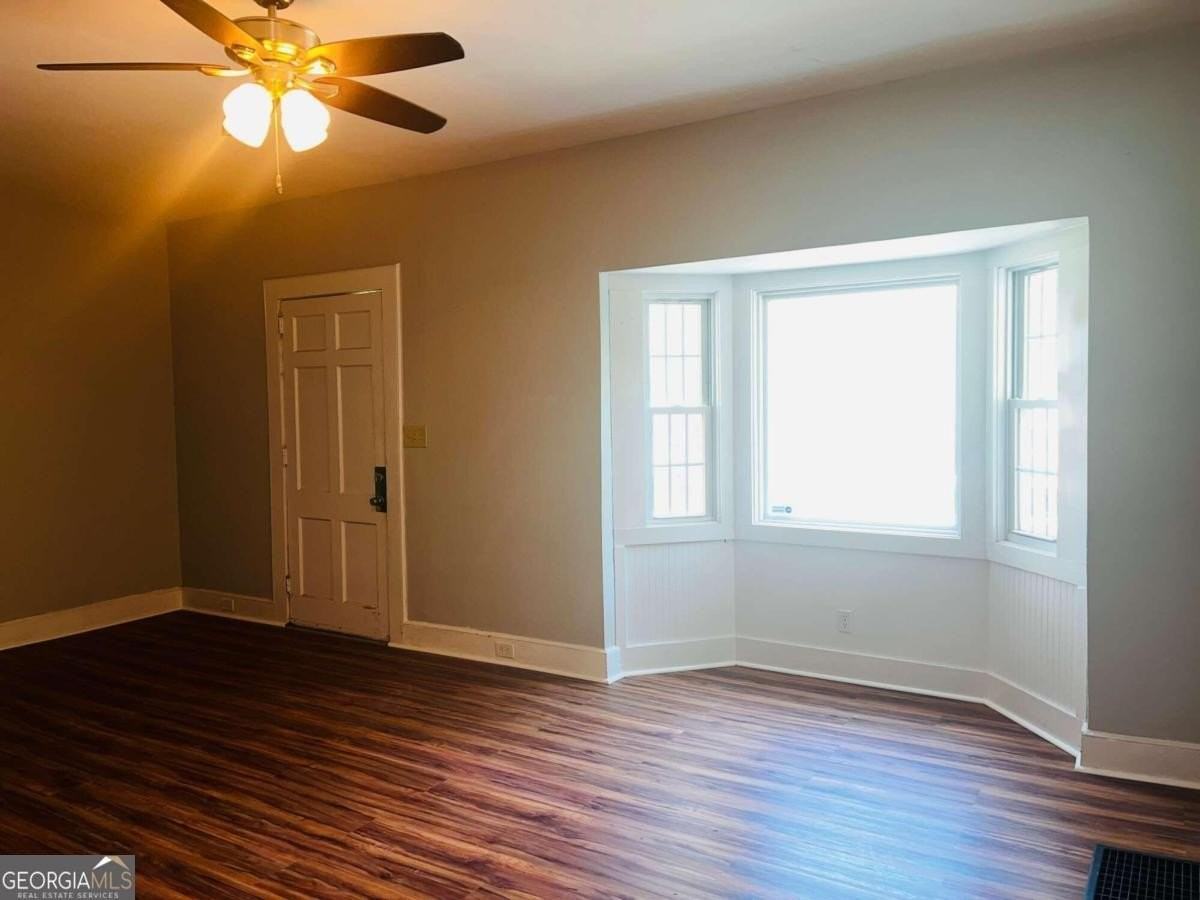 507 Sylvan Dr - Photo 5 of 29