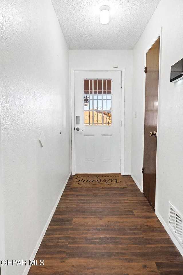 10545 Palomino St - Photo 2 of 20