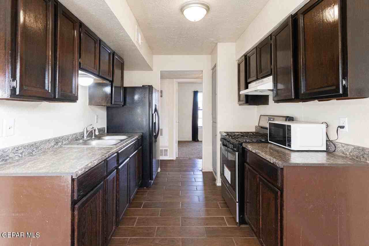 10545 Palomino St - Photo 7 of 20