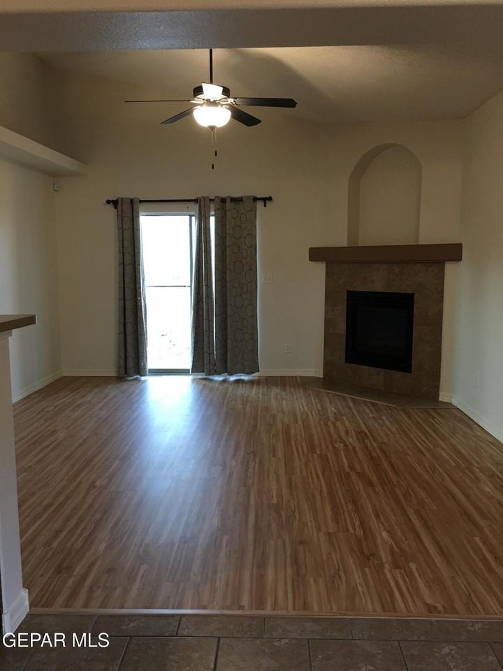 14345 Apache Point Dr - Photo 7 of 27