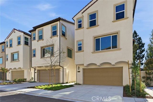 11716 Rose Dr - Photo 2 of 7