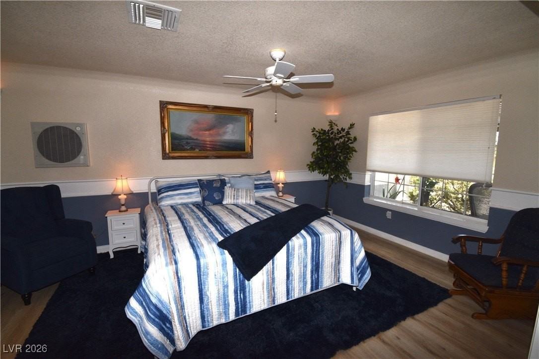 6889 Beverly Glen Ave #B - Photo 7 of 13