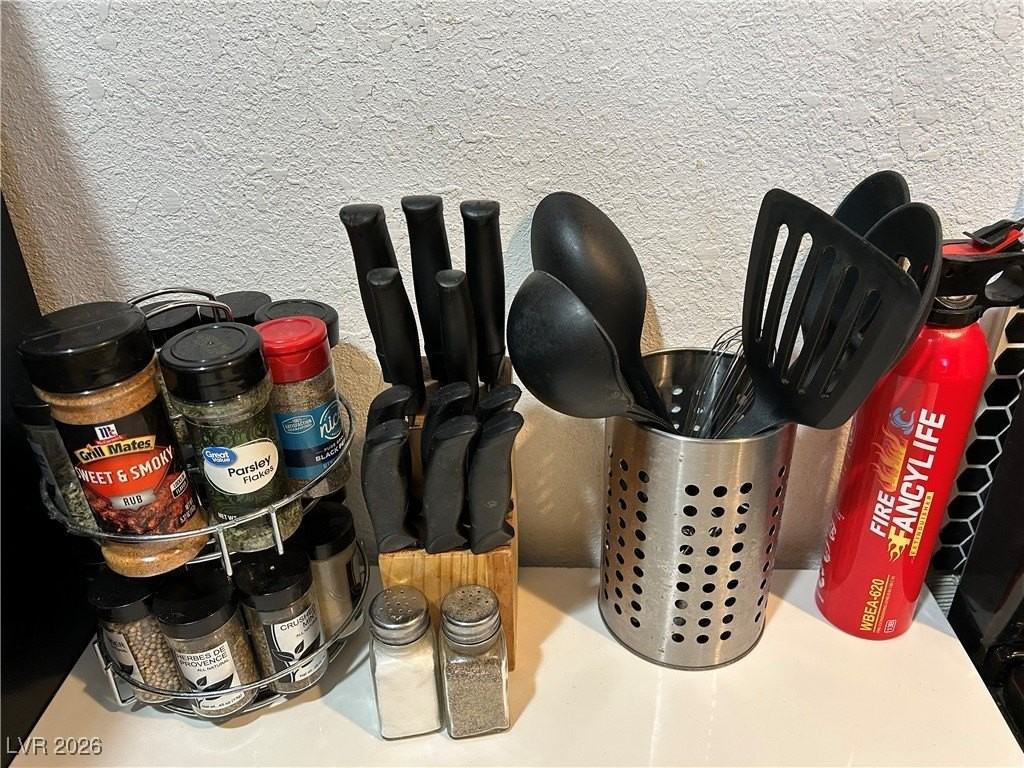 308 S 10th St #1 - Photo 6 of 21