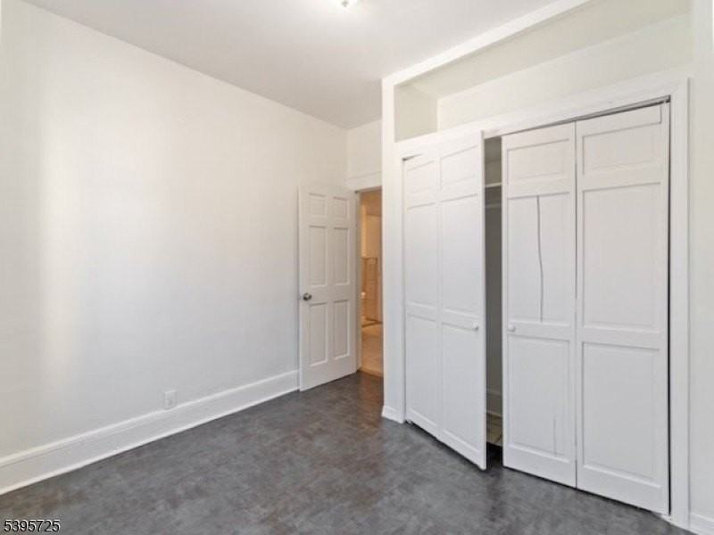 16 Tulip St - Photo 4 of 7