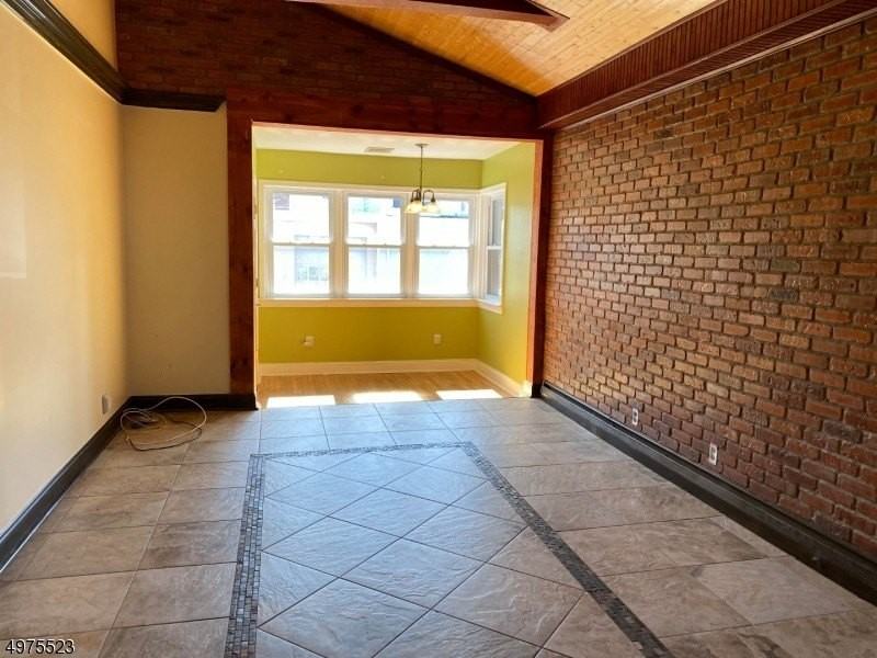 1 Grey Rock Ave - Photo 4 of 13