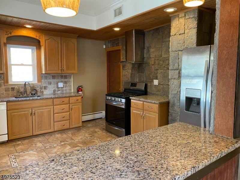 1 Grey Rock Ave - Photo 6 of 13