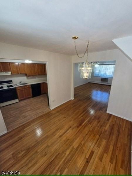 45 Manchester Ct - Photo 4 of 18