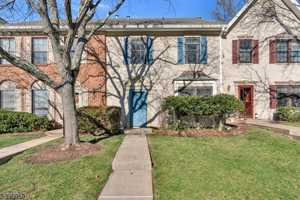 featured image of 604 Brokaw Ct