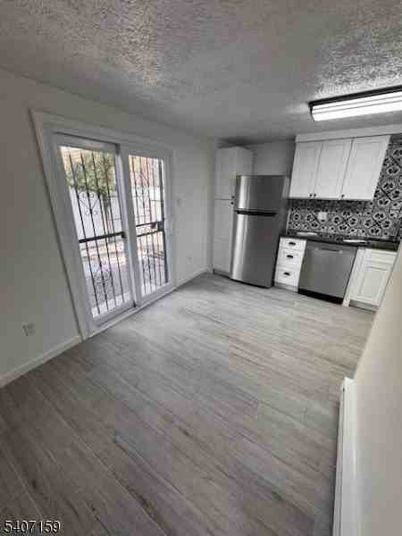 81 N Day St #12 - Photo 7 of 21