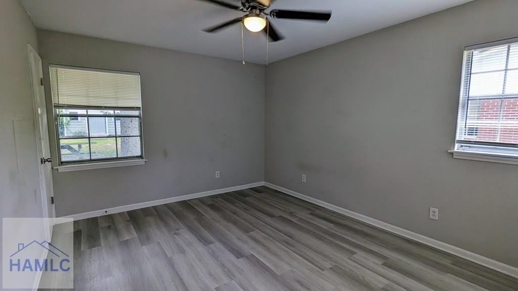 613 Franklin St - Photo 4 of 12