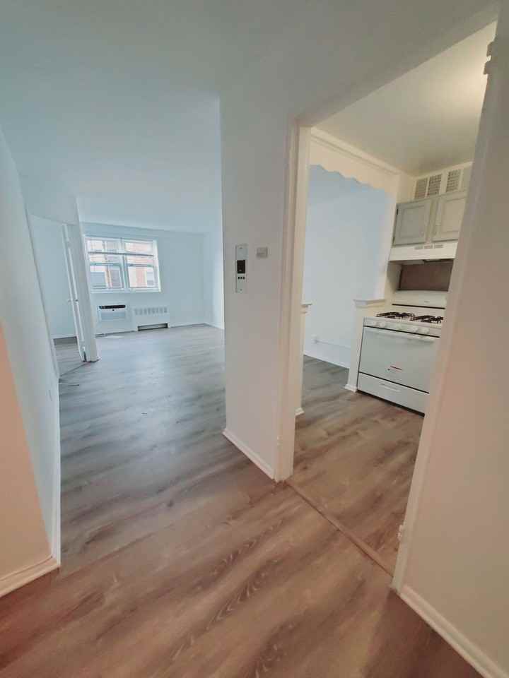 125 Prospect St #1 - Photo 3 of 5