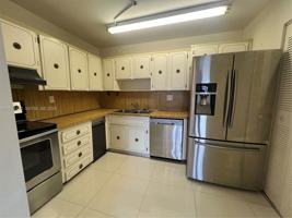 featured image of 5731 Nw 37th St #218