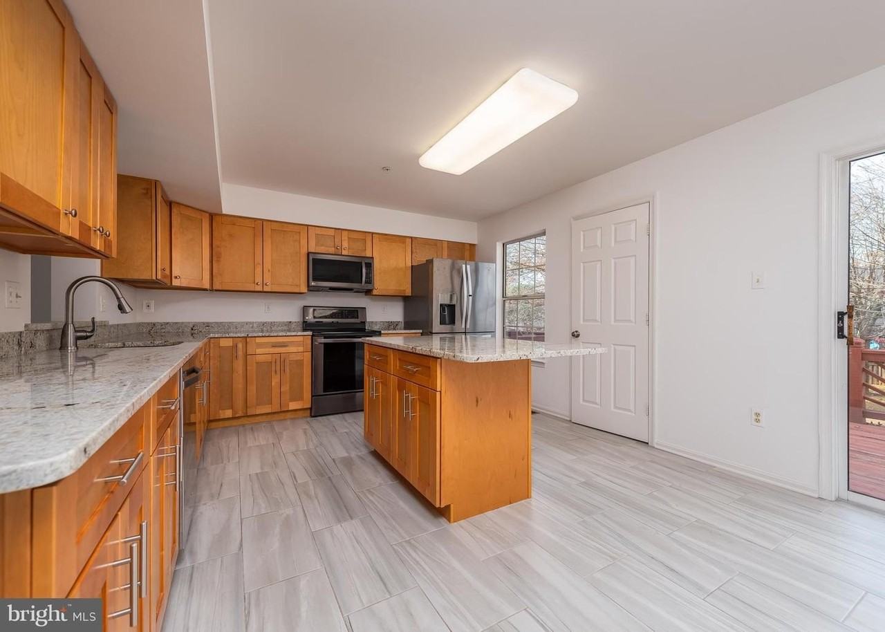 12206 Sleepy Horse Ln - Photo 5 of 25