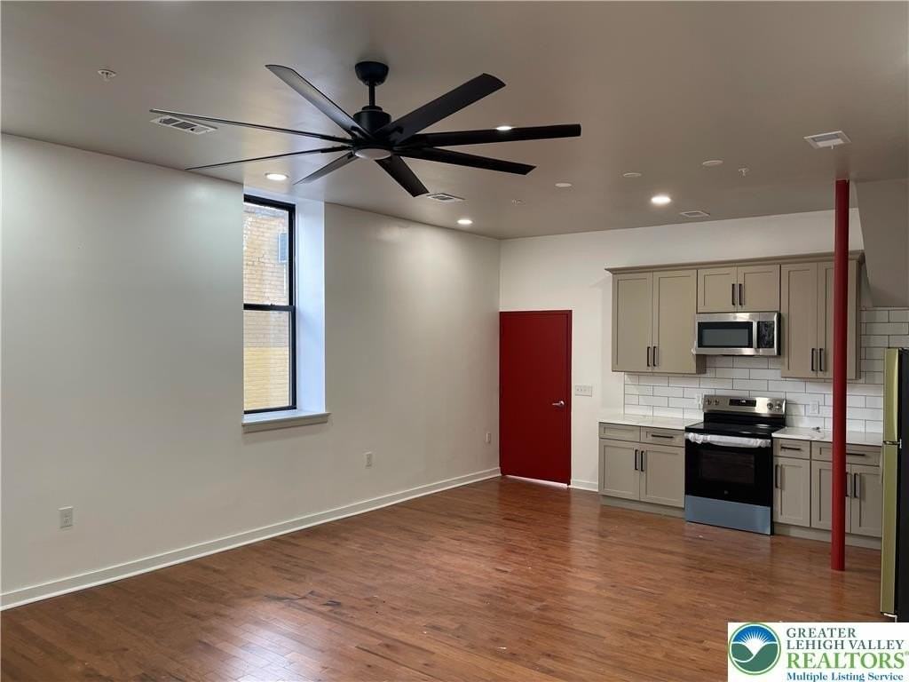 711 Chew St Unit 1 #1 - Photo 3 of 15