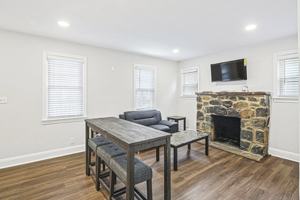 featured image of Forest Hill Rd