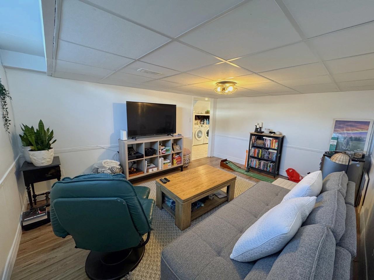 16 Athlone Avenue - Photo 5 of 18