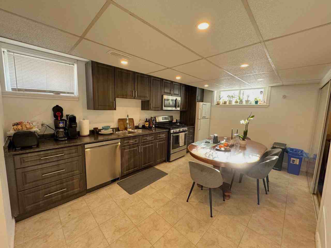 16 Athlone Avenue - Photo 7 of 18