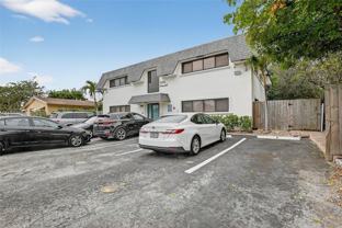 5731 Ne 18th Ave #7 - Photo 1 of 1