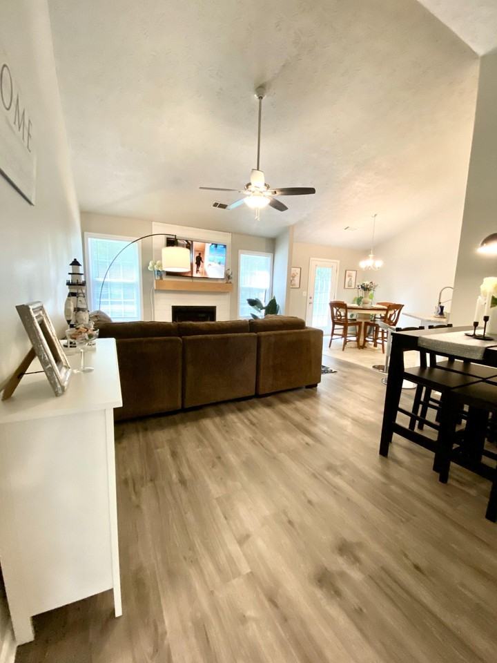 Mount Salem Cir - Photo 7 of 16