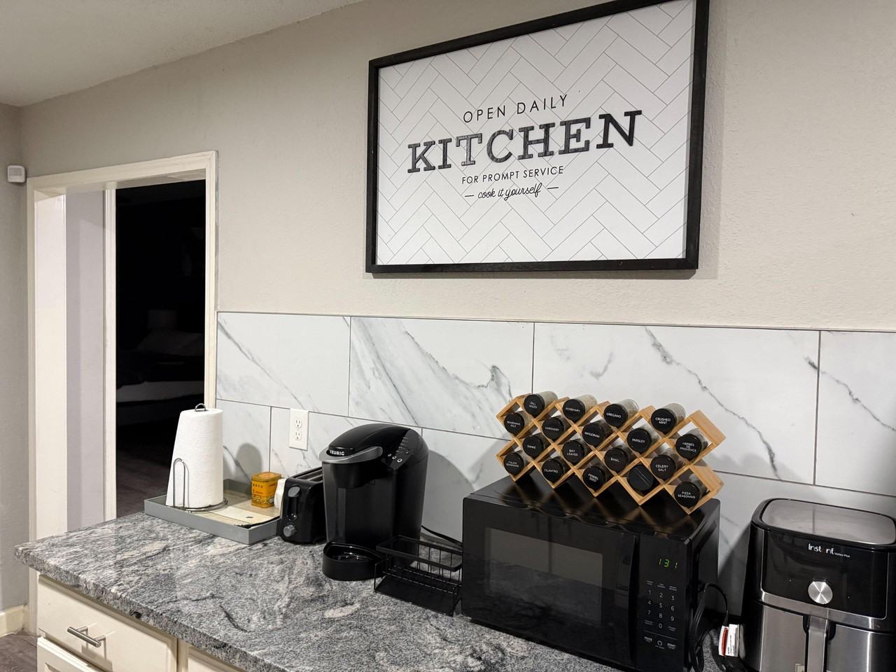 Paradise Ln - Photo 4 of 9