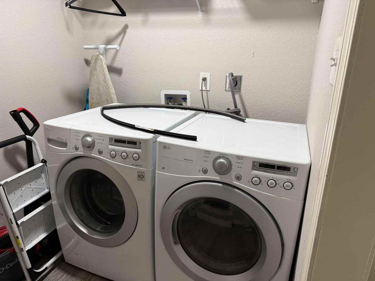 Paradise Ln - Photo 5 of 9