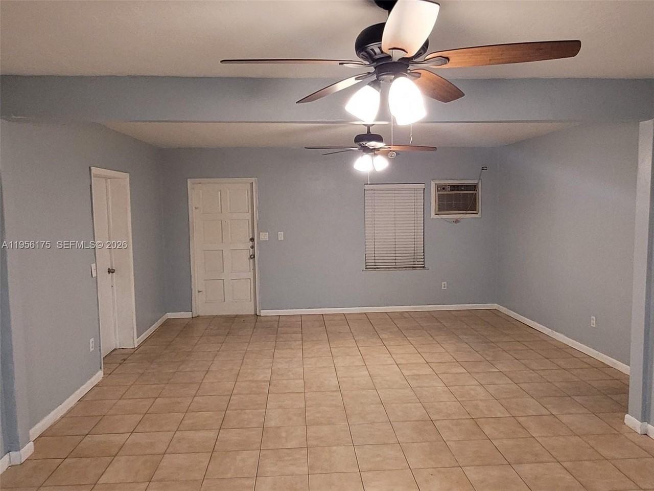 2828 Sw 3rd St - Photo 2 of 7