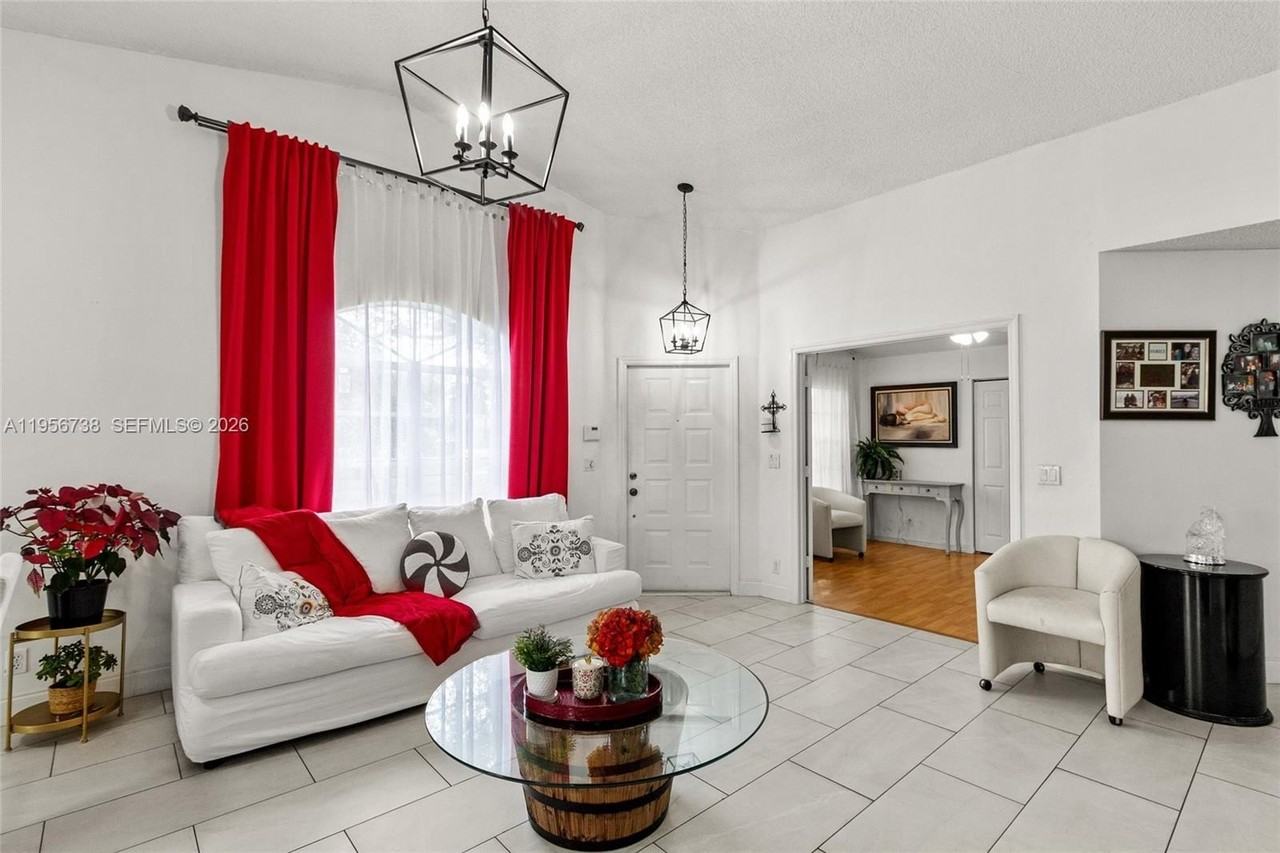 6207 Floral Lakes Dr #6207 - Photo 4 of 25