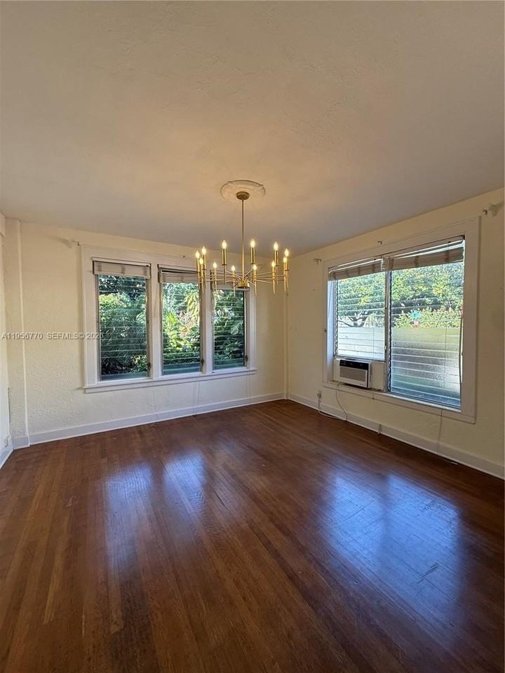 1361 Meridian Ave #1 - Photo 7 of 14