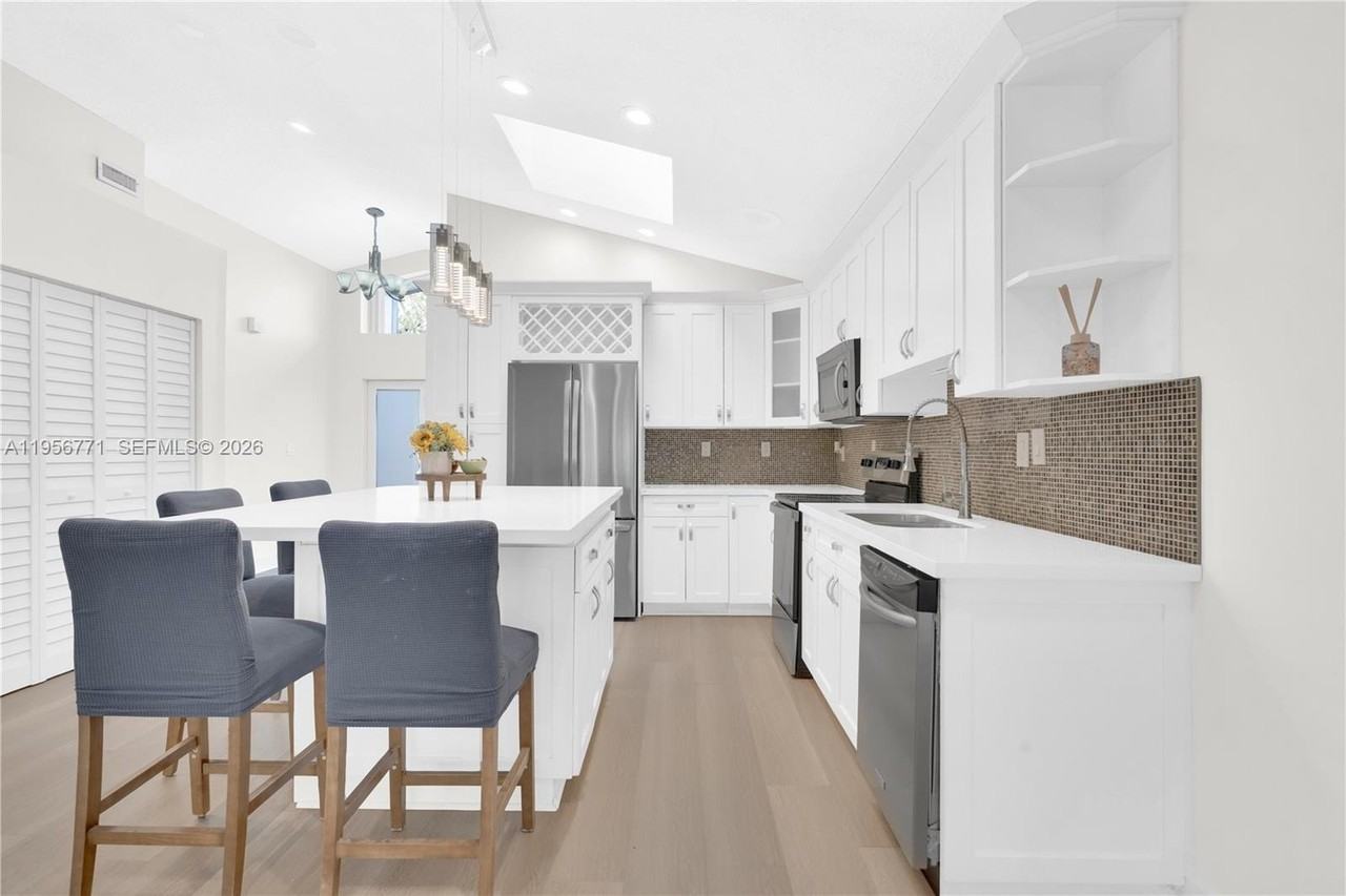 10048 Sw 222nd St #0 - Photo 7 of 44