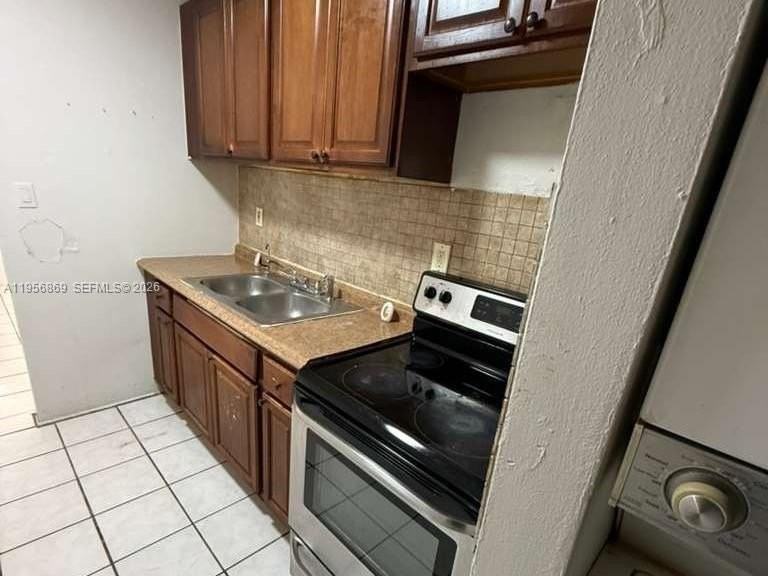 612 Nw 14th Ave #1 - Photo 5 of 15