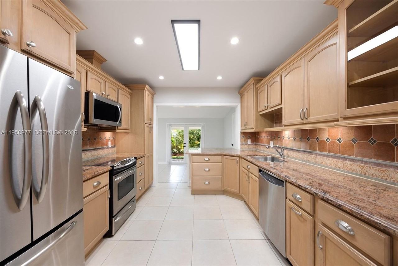 5730 Sw 56th Ter #5730 - Photo 7 of 15