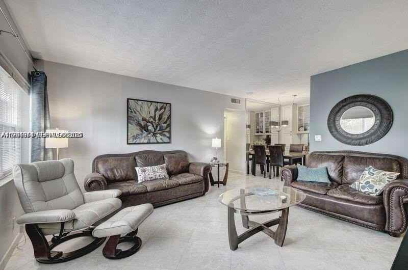 221 Se 9th Ave #112 - Photo 3 of 10