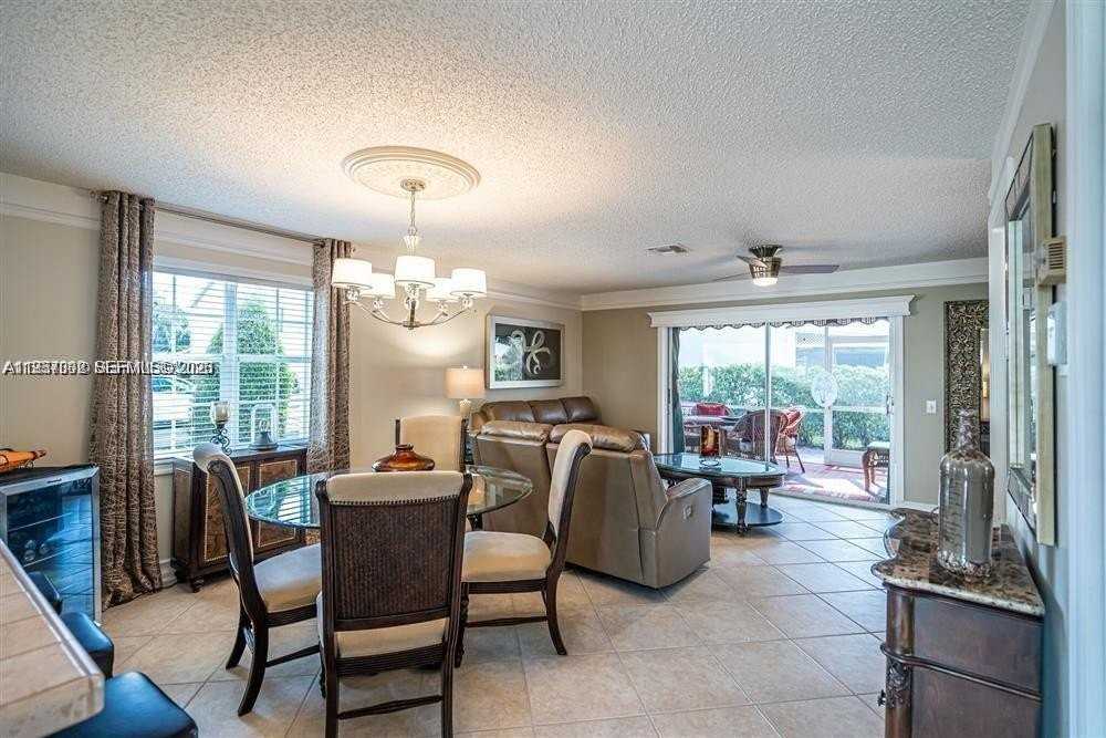 221 Waterside Dr #221 - Photo 2 of 11