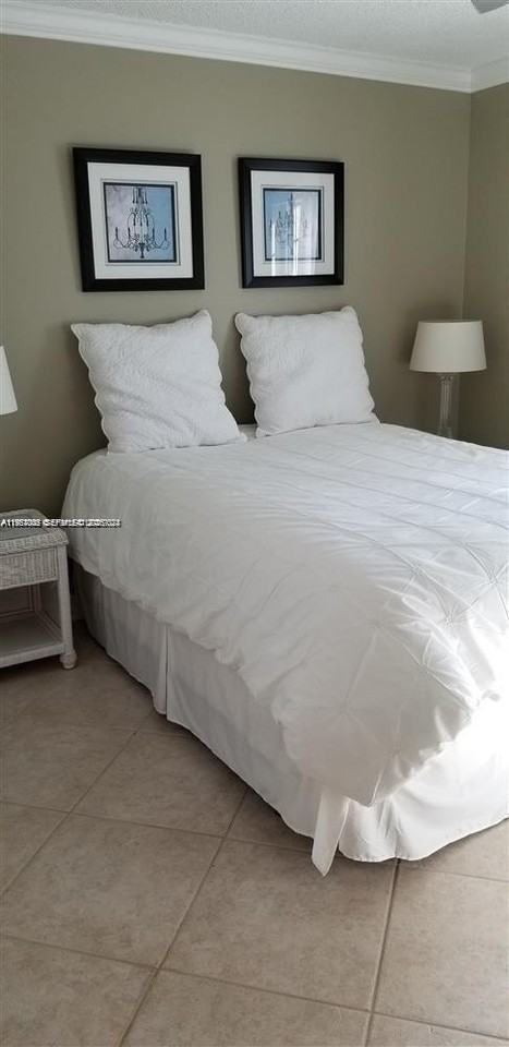 221 Waterside Dr #221 - Photo 6 of 11