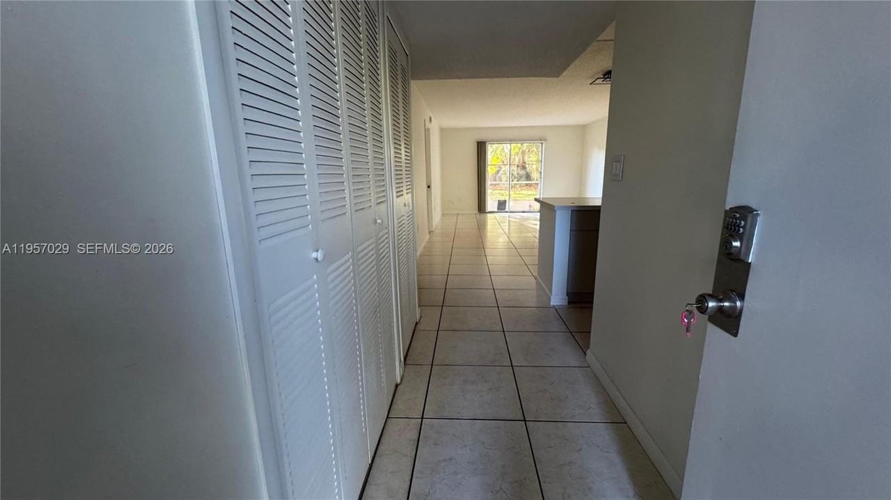 4111 Stirling Rd #102 - Photo 4 of 25