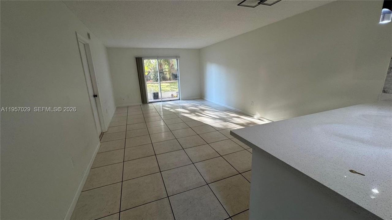 4111 Stirling Rd #102 - Photo 7 of 25